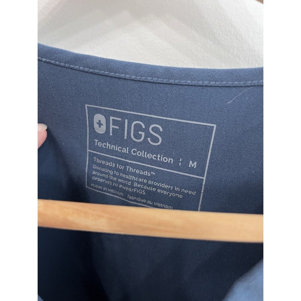 Figs Technical Collection Catarina Scrub Top Womens Medium Blue FW1000 - Picture 3 of 7